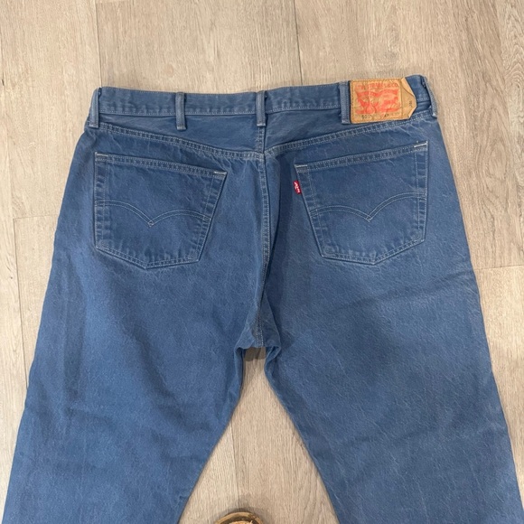 Levi's 501 Men's Jeans 42x32 Blue Denim, Button Fly, Regular Straight, Mid-Rise - Picture 6 of 6